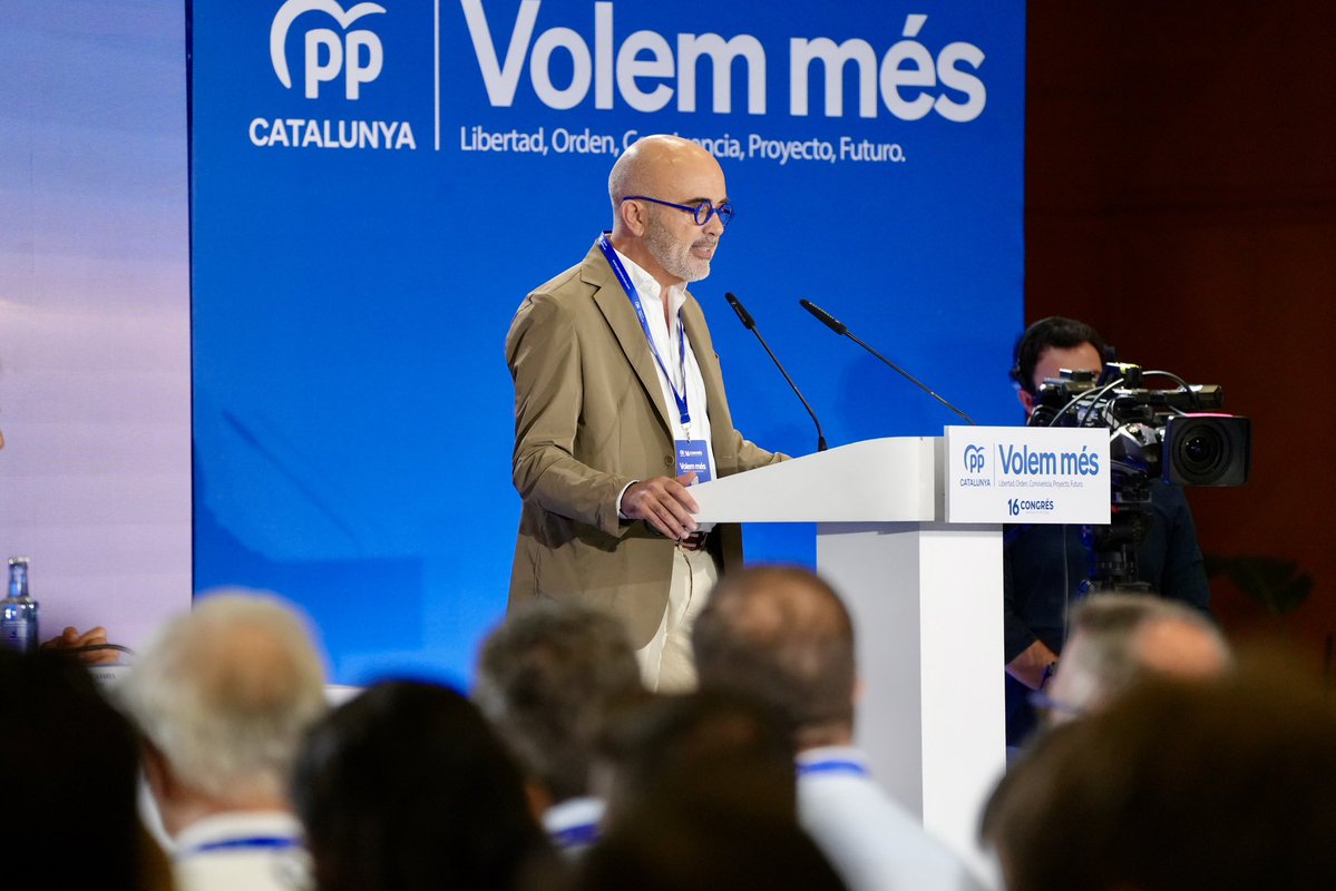 danielsirera's tweet photo. Hoy hemos reelegido a @alejandroTGN como presidente del @PPCatalunya con el objetivo de seguir creciendo para que @NunezFeijoo sea el próximo presidente del gobierno. 

Abrimos una nueva etapa de reencuentro, apertura, crecimiento y liderazgo.

#VolemMés https://t.co/LziACVFWd2