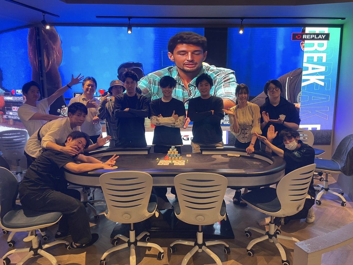GGPLnagoya's tweet photo. 6月27日(土) 【3on3✌️】

1st.フリーロールチーム
2nd.ボスと子分達チーム
3rd. こものふれんずチーム

Congratulation✨

ご参加いただいた皆さま、本当にありがとうございました！
各卓で熱い戦いが繰り広げられ、大盛り上がりの1日となりました🔥

#GGPLNagoya
#GGPL名古屋
#ポーカー
#テキサスホールデム