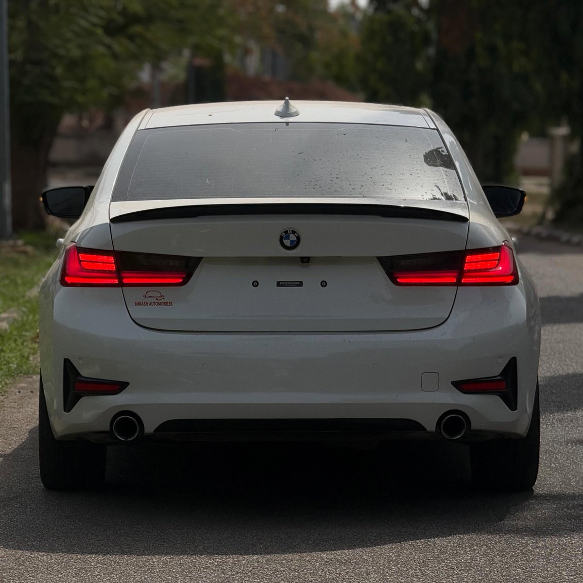 nocarcontext's tweet photo. BMW 3.30I 🤍🤍 https://t.co/SQROXqqaSA