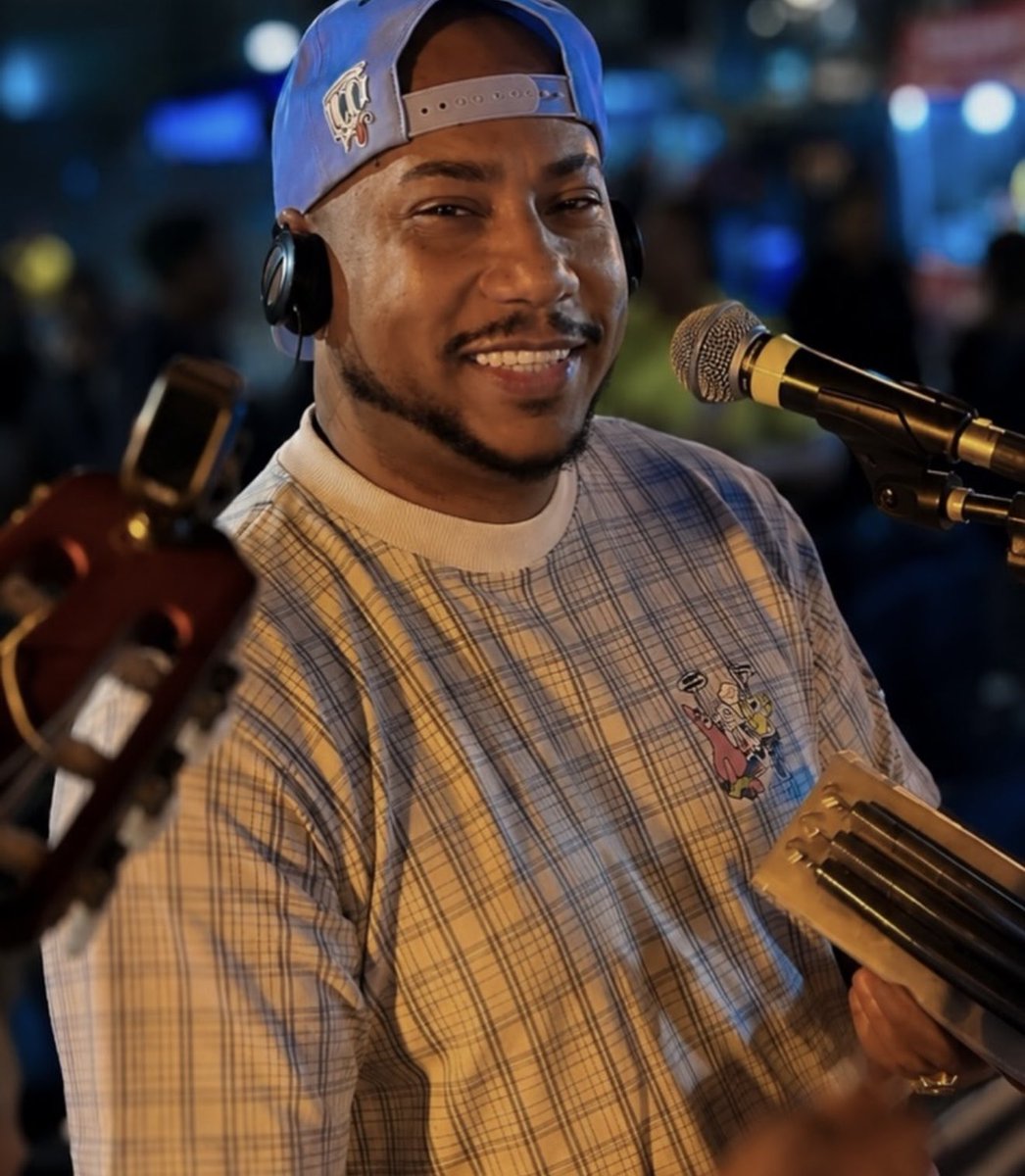Pagodezinhoo's tweet photo. Dia 29 vai ter muito pagode, telão pra assistir o Brasil e um show inédito do Pagode do Adame. Tudo isso no Samba na Matriz, em São João de Meriti! https://t.co/lC7igU4sr1