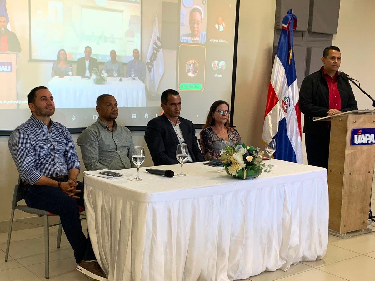 UAPATEINFORMA's tweet photo. Panel de expertos “ Enseñar Ciencias Sociales en el Nivel Primario : Currículo, Entorno y Ciudadanía desde la Realidad Dominicana “, organizado por la Escuela de Educación y Formación General #UAPA https://t.co/qBYEdNqs63