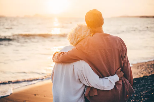 Collin_Prince's tweet photo. The life expectancy method calculates IRA payments by dividing the account balance by the policyholder’s anticipated length of life. Required Minimum Distributions (RMDs) must be withdrawn from certain retirement accounts starting at age 73. https://t.co/svVZ3eEHew https://t.co/QjjVy0z0A4