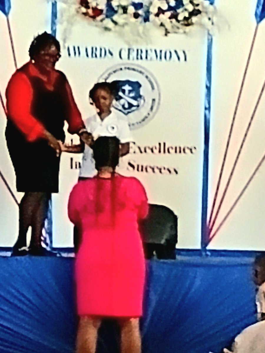 DennistonDK's tweet photo. Congratulations to my youngest veteran for receiving a Principal's Award yesterday. Shout out to the entire St. Aloysius Primary School body, parents &amp; community. It takes the village to raise a child! #EducationMatters #balancinghealthiertogether #onelove 🙏🏾📚👨🏾‍🎓💜🇯🇲 https://t.co/AKB7dg14pp
