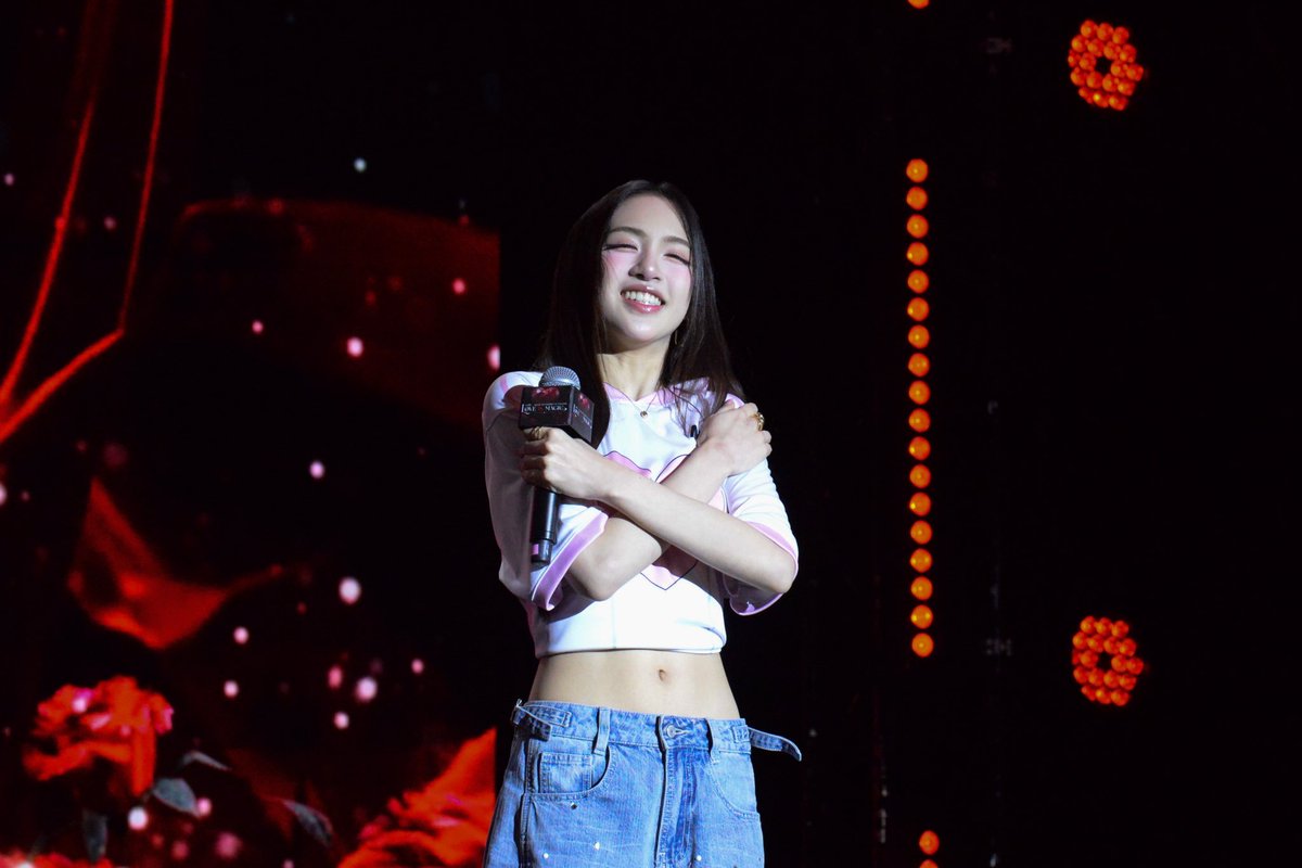 ingyccc's tweet photo. lil Pangjie🥺🤏🏼🫧

BLEJIE FANMEET IN THAILAND
#BleJieLoveIsMagic https://t.co/7E8HuCsaHL