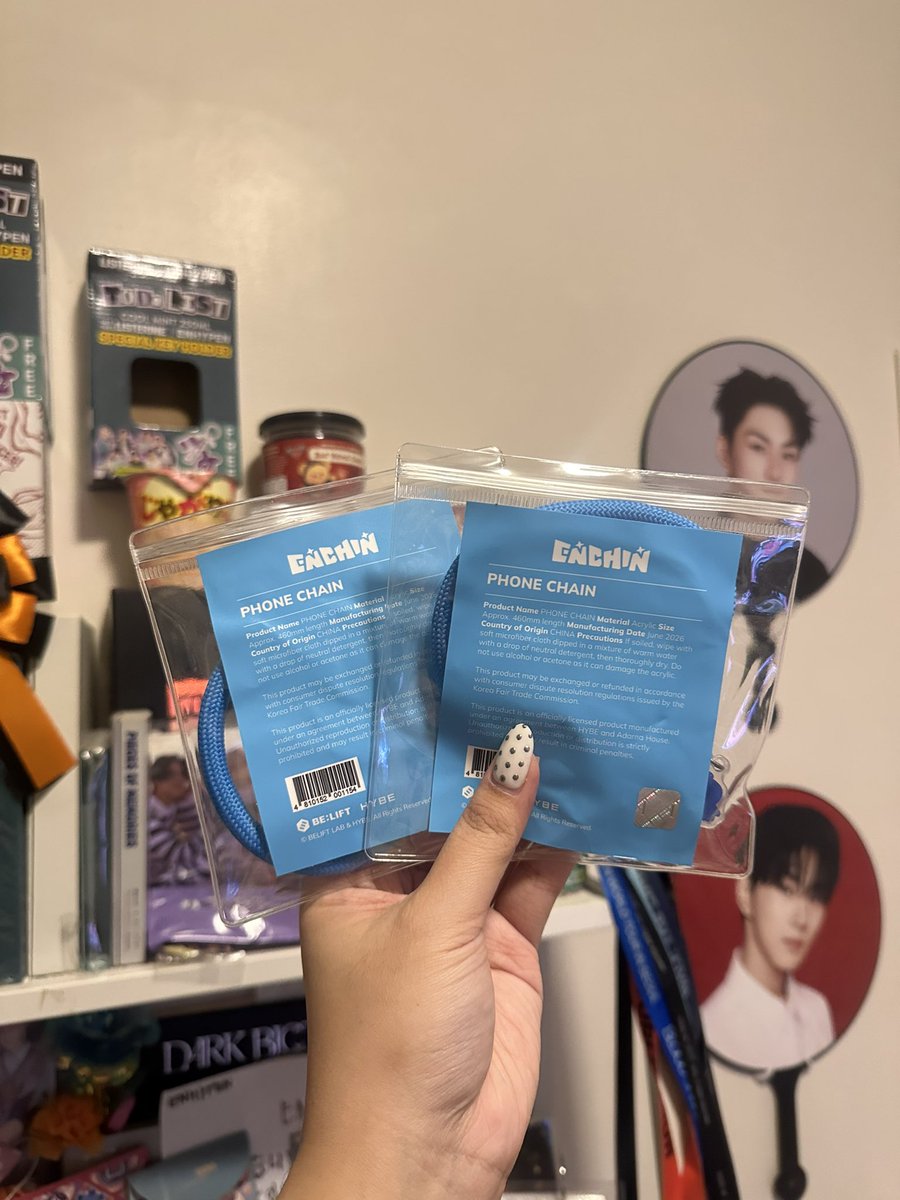 mirabaaaabs's tweet photo. wts enhypen enchin ph manila exclusive 

Phone chain - 900 (no addtl fee) + lsf https://t.co/jClrGitxjD