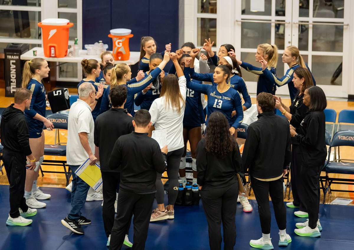 GTVolleyball's tweet photo. The Yellow Jackets are taking over 📺

Catch the Jackets all day Sunday on @accnetwork starting at midnight❕Check out the full schedule 👇
📰 https://t.co/vsLN6haMQu

#StingEm × #PointTech 🐝 https://t.co/NQDzL0y9KM