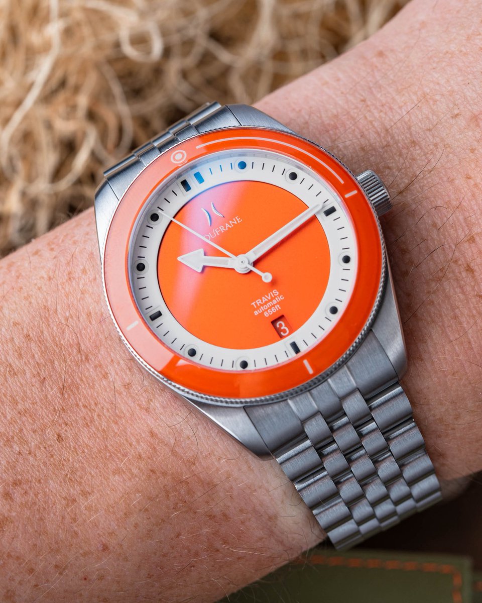aBlogtoWatch's tweet photo. When Mike keeps picking up a review watch, he knows it’s a good one. The DuFrane Travis MkII offers incremental improvement upon the original, with its bright “40 Acres” orange, 39mm case, 200m water resistance, and sub-$1,000 price point rendering it perfect for summer. Head over to aBlogtoWatch for Mike’s full review. 

https://t.co/l4rk0q7V0p
