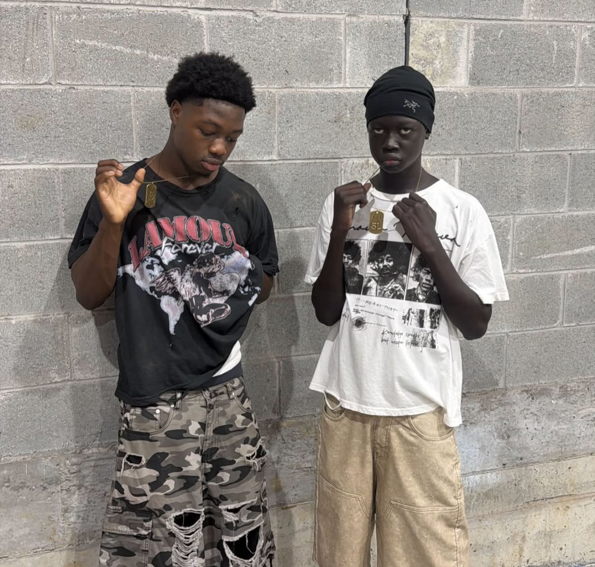 chaase1k's tweet photo. SUMMER COLLECTION DROPPING TODAY , 3:00PM EST , SIGN UP TO SMS FOR A CHANCE TO WIN FREE ITEMS AND $$$ OFF —> https://t.co/H0E8YBopft https://t.co/86FNwl2JaX