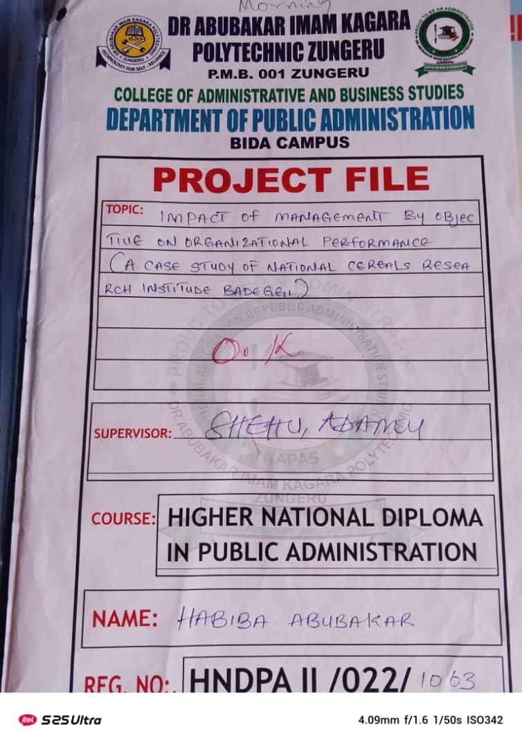 MrsAbukar's tweet photo. @iambabtee Pls assist me I need money to complete  my sch project work here in school. 

Habiba Abubakar
 2003547645 
Kuda BANK https://t.co/8Fj9bU4cs8
