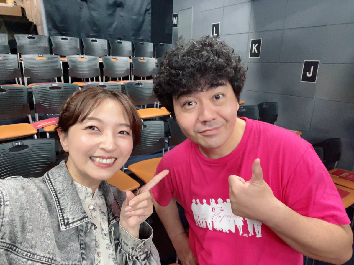 Hirata_Yukaco's tweet photo. 舞台【#三人の父親】
台風がせまるなかお越しくださった皆様、本当にありがとうございますっ🦍

ついに明日千秋楽！
沢山の人に支えられて今日までこれました。

明日は満員御礼

お写真は満を持して私をこの舞台に誘ってくださった福澤重文さんと主催の #G3ユニット の皆様と。
そして井上優氏と！ https://t.co/OrJrjsVeiO