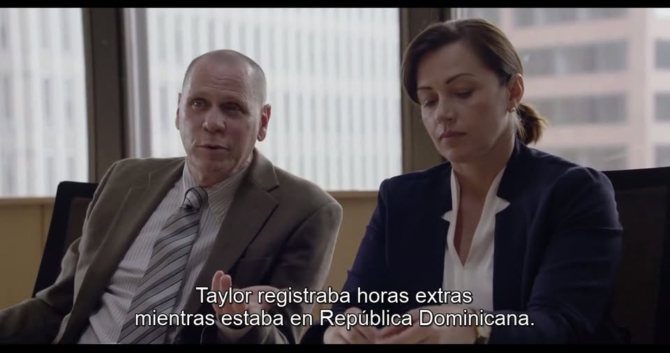 etzelbaez's tweet photo. #RepublicaDominicana es citada en tramas de series norteamericanas, como #WeOwnThisCity de #HBO En esta escena se refiere a un policía mafioso que va frecuentemente a RD. Esas citas son relacionadas al bajo mundo norteamericano. Sus líderes mafiosos vienen a "vacacionar" a RD. https://t.co/lYfdy4zznx