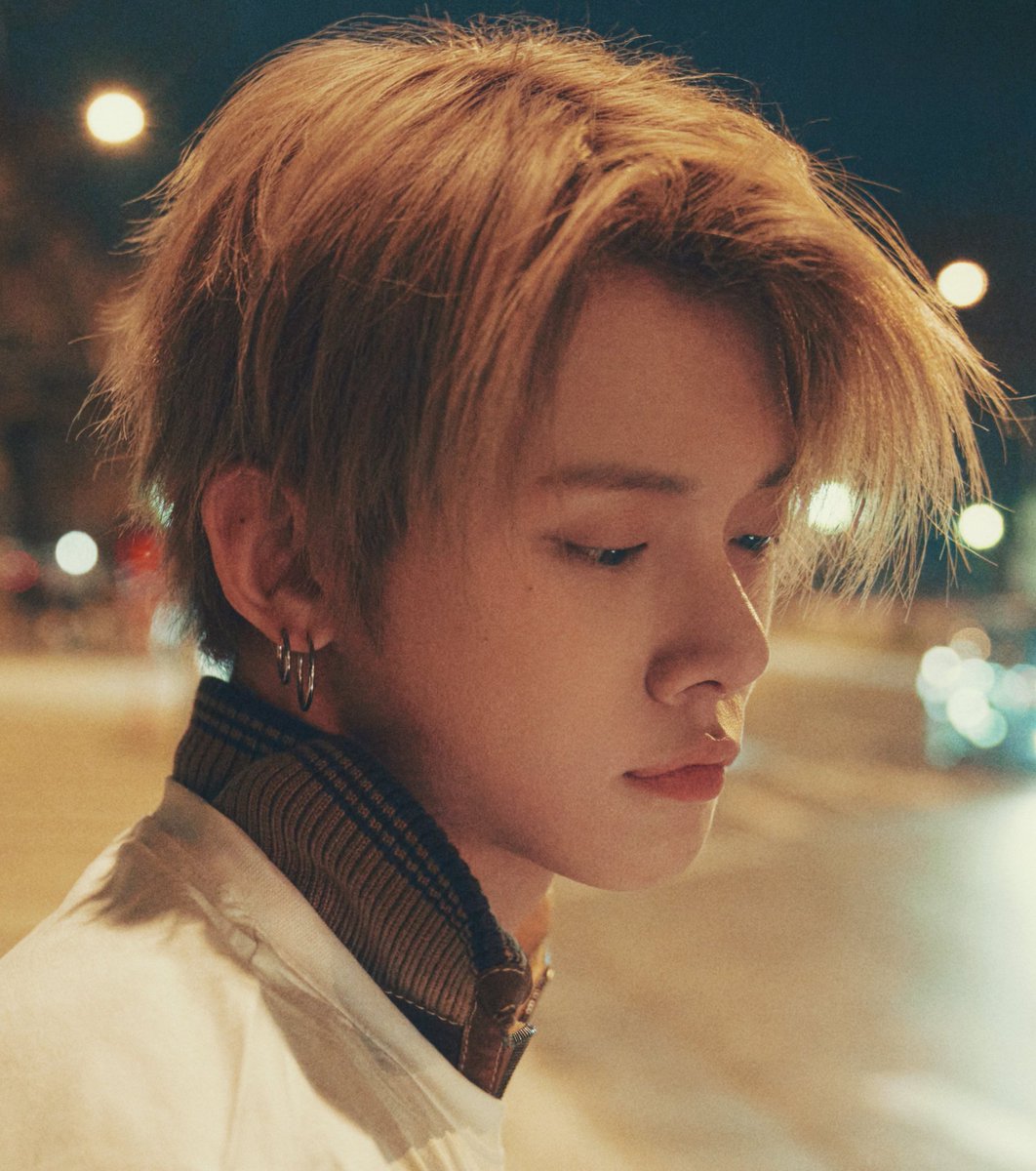 1209sbyj's tweet photo. he's so pretty https://t.co/b872fBbP0E