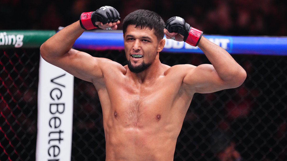 UFC tweet media
