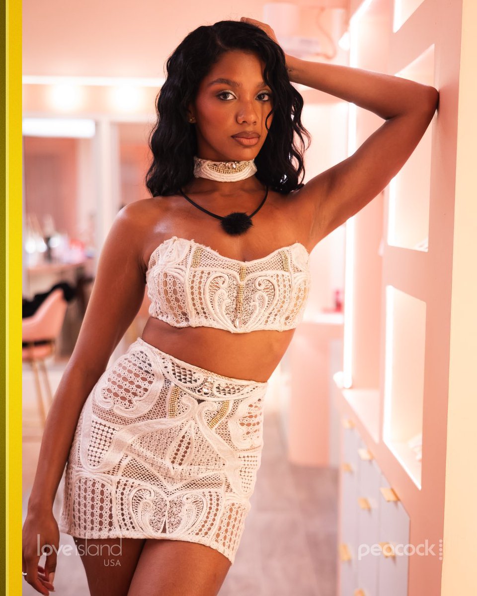 MelanieBase12's tweet photo. It’s big Mela not the little one cause it’s always gonna be on sight!!

Pls stay connected to her socials
TikTok: https://t.co/onZmTLdrkE…

Instagram: https://t.co/DuKBDfb4yQ…
Follow her on all platform #LoveIslandUSA #MelanieMoreno #MelArmy https://t.co/3sGvTxZ26G