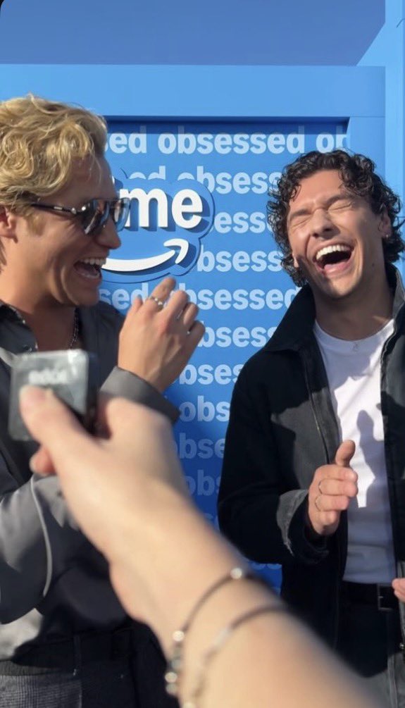 offcampusseries's tweet photo. New Photos of the Off Campus Cast at Obsessed Fest

https://t.co/57kELJDFbg via Instagram https://t.co/GERW9P45GE