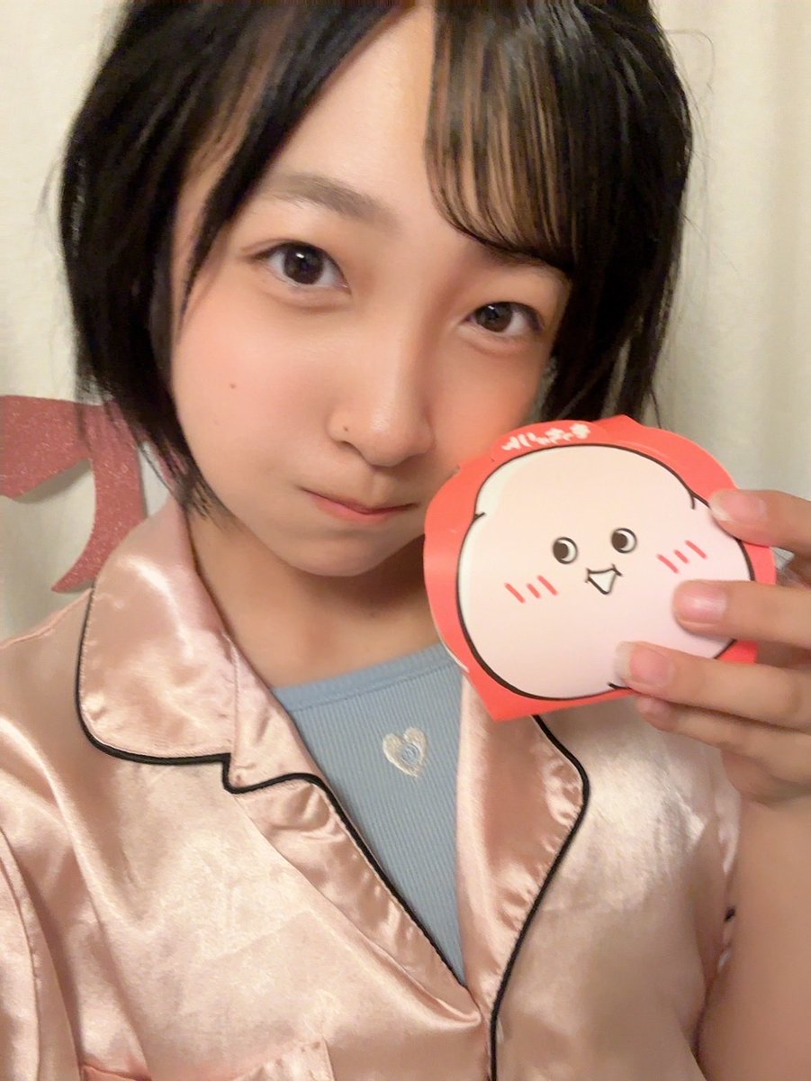 PINEC__INOHA's tweet photo. 正解はー!焼肉でした🍖‼️
デザートはまたまたもっちゅりん^ ^💛
久しぶりに食べて美味しかった🎶
みんなは好きな外食どこー!!!
お休み💤今日もおついの💛
#パイナップルクラブ #INOHA https://t.co/80ciIe070c