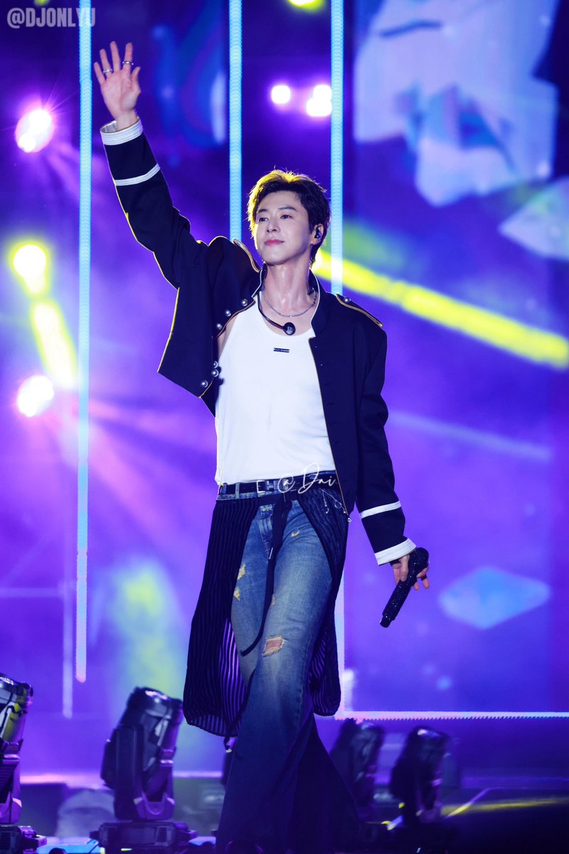 DJonlyUknow's tweet photo. 260627 Busan BOF

HD Part 1 - 4p

#유노윤호 #정윤호 #YUNHO #CHUNGYUNHO #UKNOW #ユノ #ユンホ https://t.co/ZYgulsMAJy
