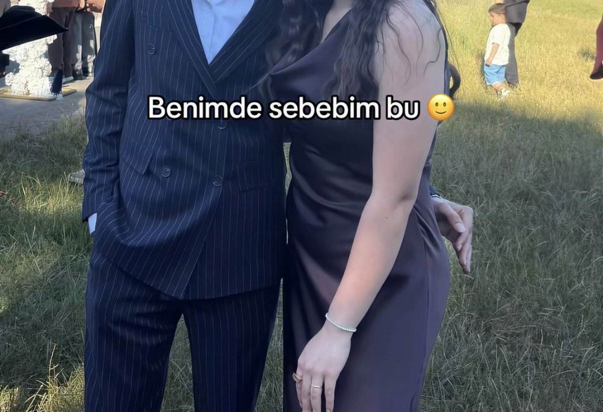2kuzukulagii's tweet photo. Kadınların erkek kankası olmasın ya… pice bak düşünce gücüyle elliyo https://t.co/F9g9hNdmUH