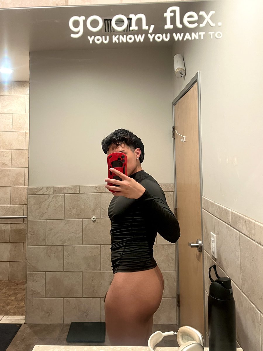 ken4keeps_'s tweet photo. tryna get it heavy 😮‍💨 https://t.co/1NISMbdHRC