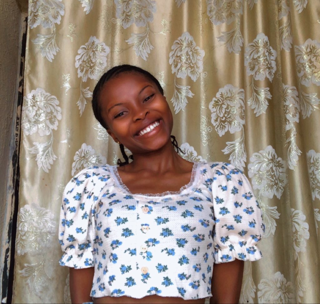 DANGBANA QUEEN||Universal Troublemaker😈🌸💐 tweet media