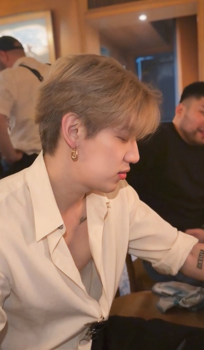 kaekulthip's tweet photo. นี่คือ กด ♥️ กดรี เม้นเมนชั่น แบบไม่เช็คอะไรแล้ว ไปมันเรื่อยอย่าหยุด เราต้องได้ตามเป้าหมาย 2 m เชื่อว่าน้องแบมเห็นความตั้งใจของทุกๆคนที่ support น้องสุดกำลัง 

#BamBamxLVMenSS27 #BamBam #LVMenSS27 #LouisVuitton
@BamBam1A @LouisVuitton https://t.co/Q9EocSVMfs