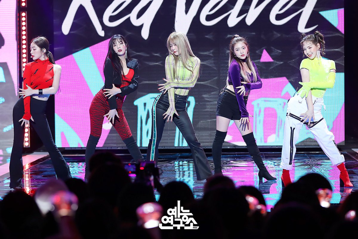 RVatEvents's tweet photo. The differences between Red Velvet outfits in Really Bad Boy (RBB) MV/Teaser and Live Performance

#레드벨벳 #RedVelvet @RVsmtown https://t.co/tfiOnONrV2
