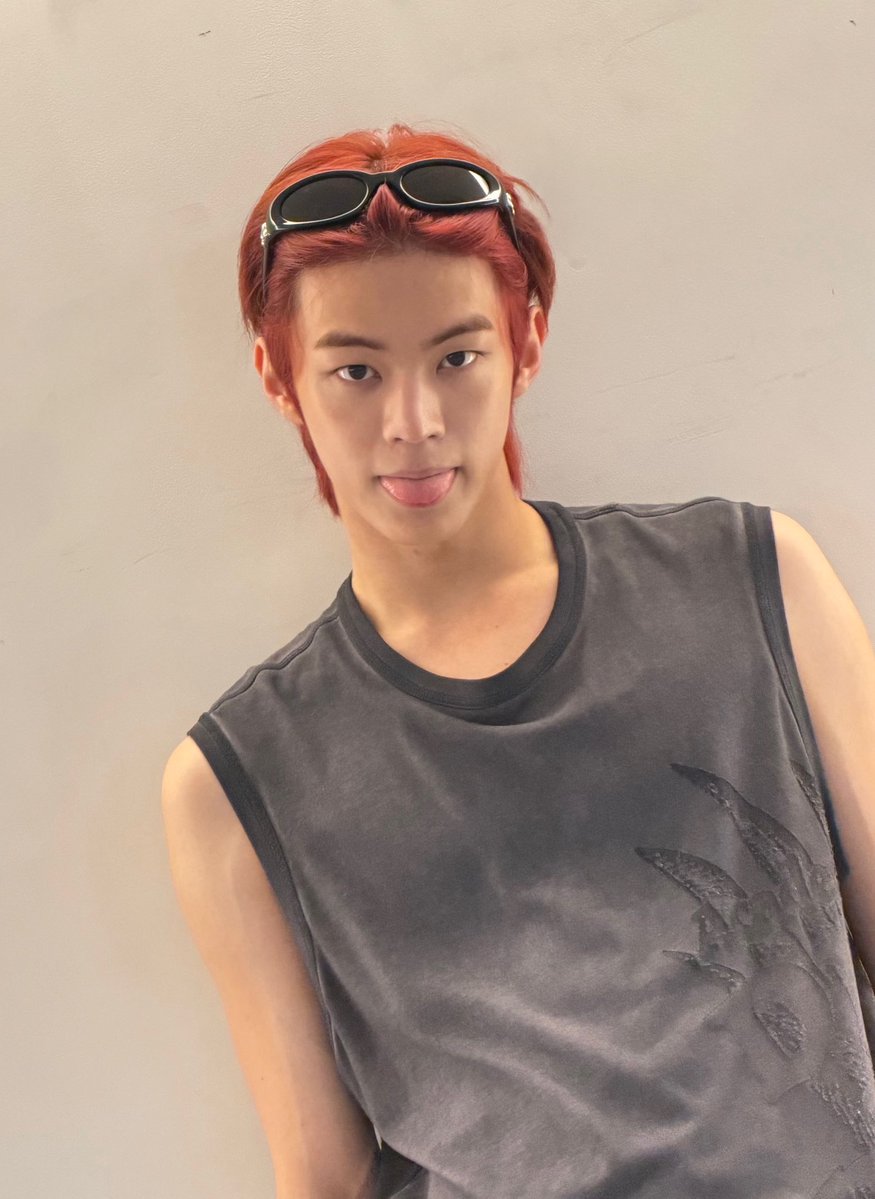 dohoonbliss's tweet photo. 260628 #DOHOON weverse update 🌟 (1/2)

🐺 shall we have fun again tomorrow  

#투어스 #도훈 #ドフン https://t.co/FYw1IWXBWW