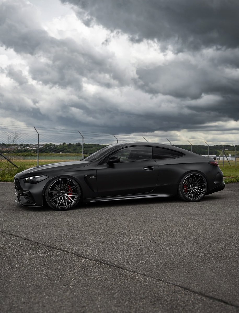 LuxuryCars365's tweet photo. Mercedes-AMG CLE 53 ☁️ https://t.co/5XoJYSmN98