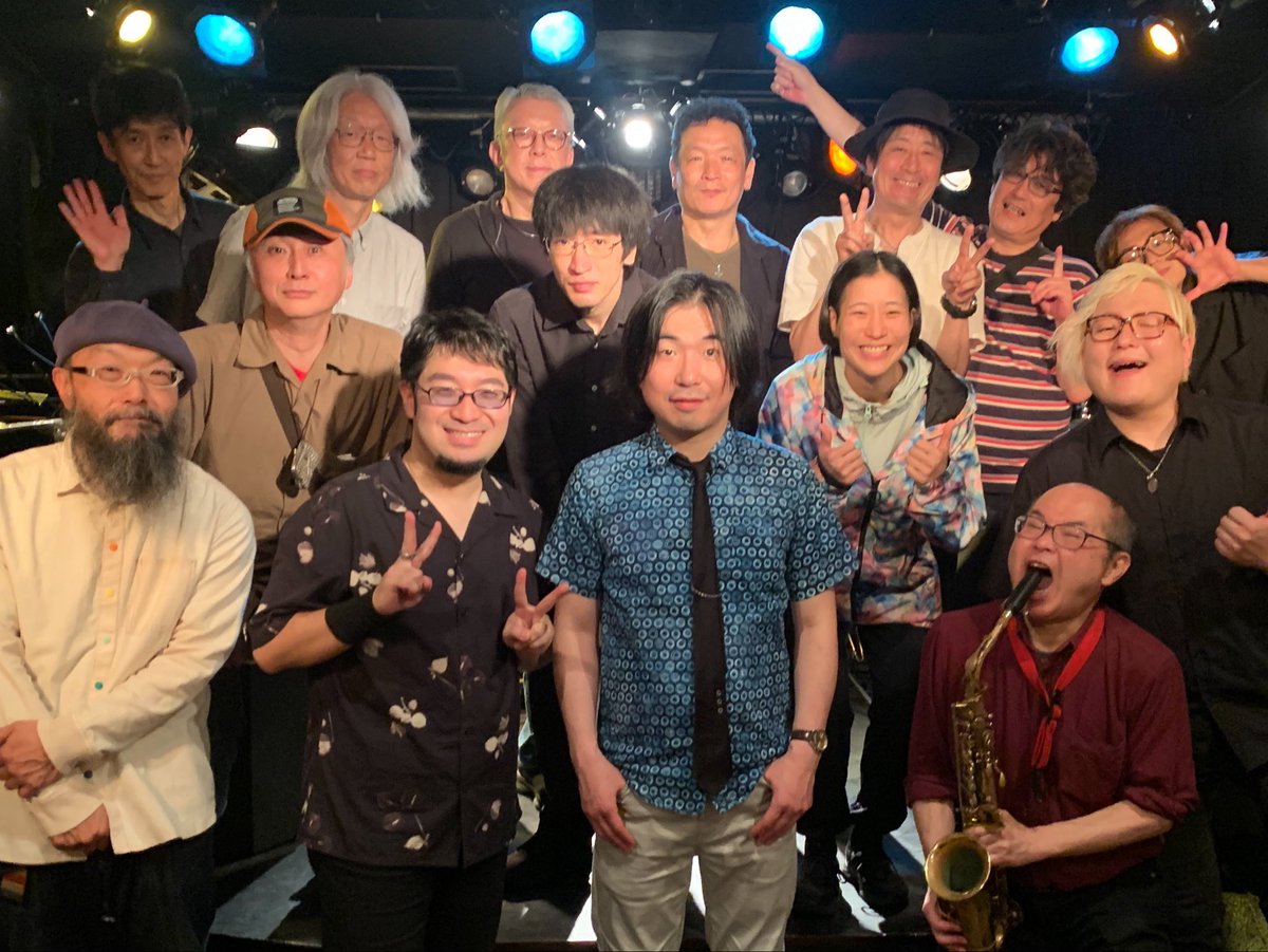 AndyTak1984's tweet photo. 『Color of Life vol.14-Rise-』終演しました。
台風の懸念がある足元の悪い中ご来場頂きました皆様
配信からご覧下さった皆様
本当に本当にありがとうございました…!
天気が味方して下さったかの様な静けさの天候と共に、場内は熱い良き時間をお届け出来ました。
全てに感謝。Thanks a lot…!! https://t.co/G8dYomt3UE