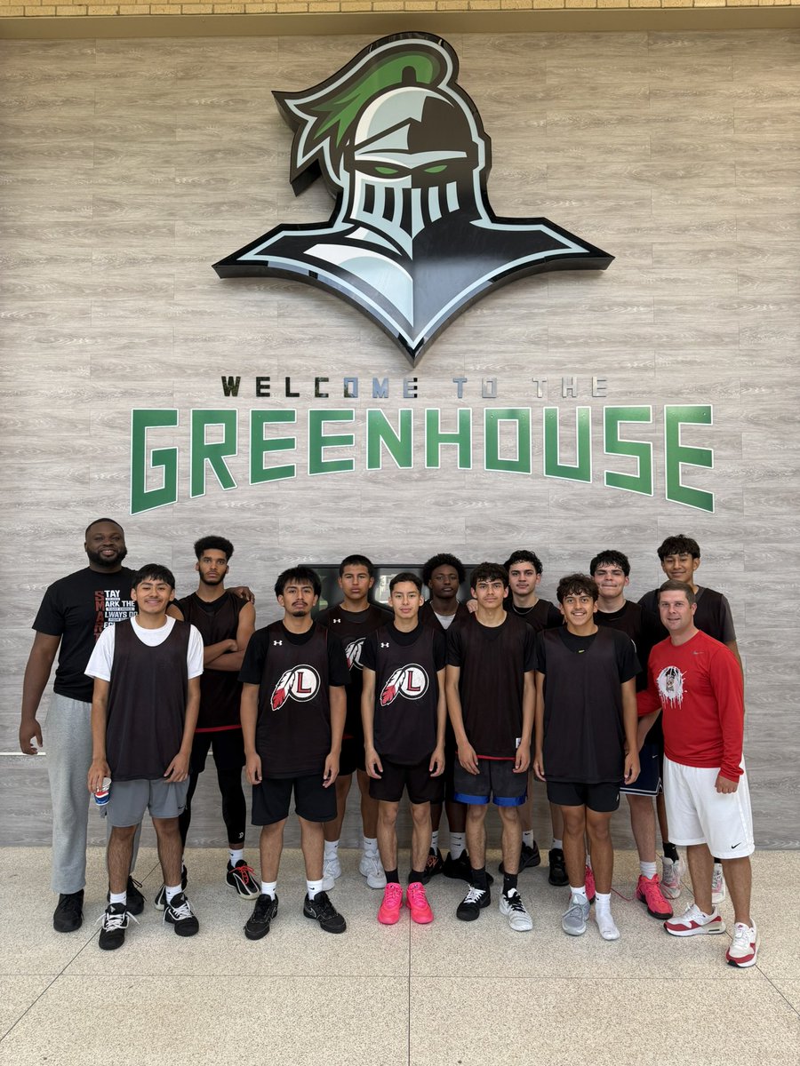 Seward_Hoops's tweet photo. HS Team Camp ✅ https://t.co/DsMV6vW5H2