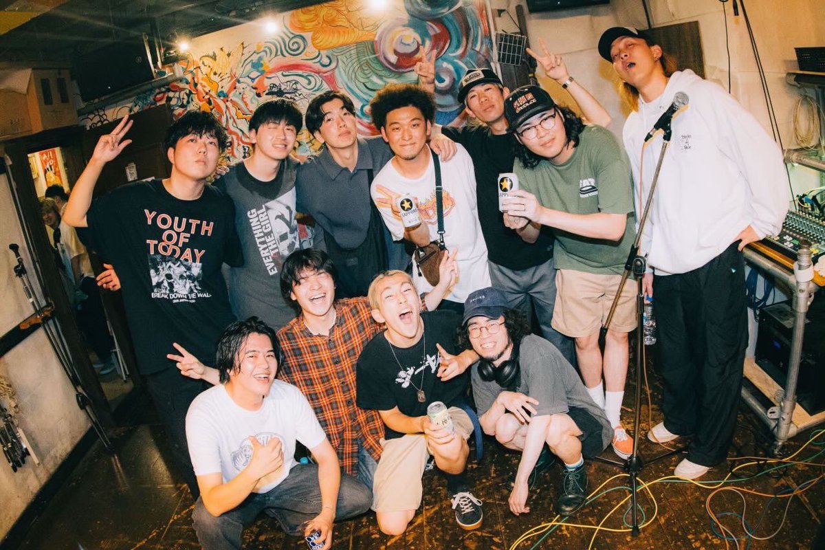 goodpervkid03's tweet photo. SUPER LOVE!!!!!!!

@Hudsonband_jpn 
@MoundCrash 

📸→@icingcolor20 https://t.co/yDRxnlnqof