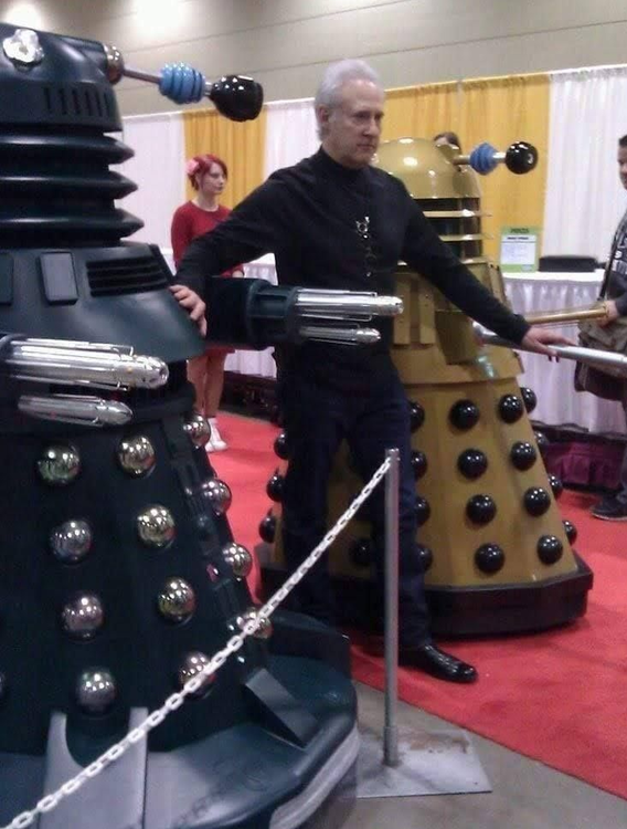 schumisnoopy's tweet photo. what is star trek: picard even about https://t.co/Q47I4PNxA0