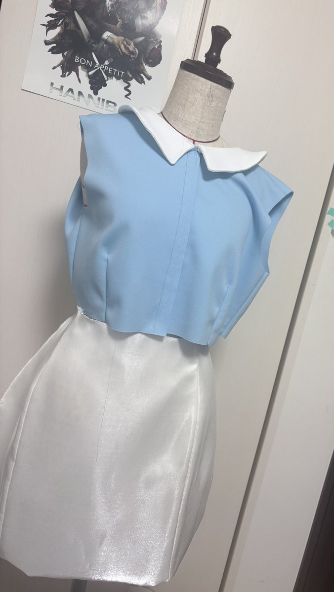 mo_co_74_'s tweet photo. 同時並行作業あるある　衣装のキメラ https://t.co/uGuozFjU64