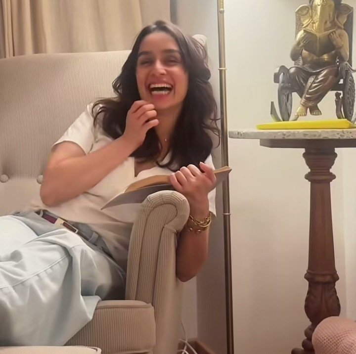 Shrathekapoor's tweet photo. The laugh is genuinely the most precious thing to me. https://t.co/YNhX8UZ55o