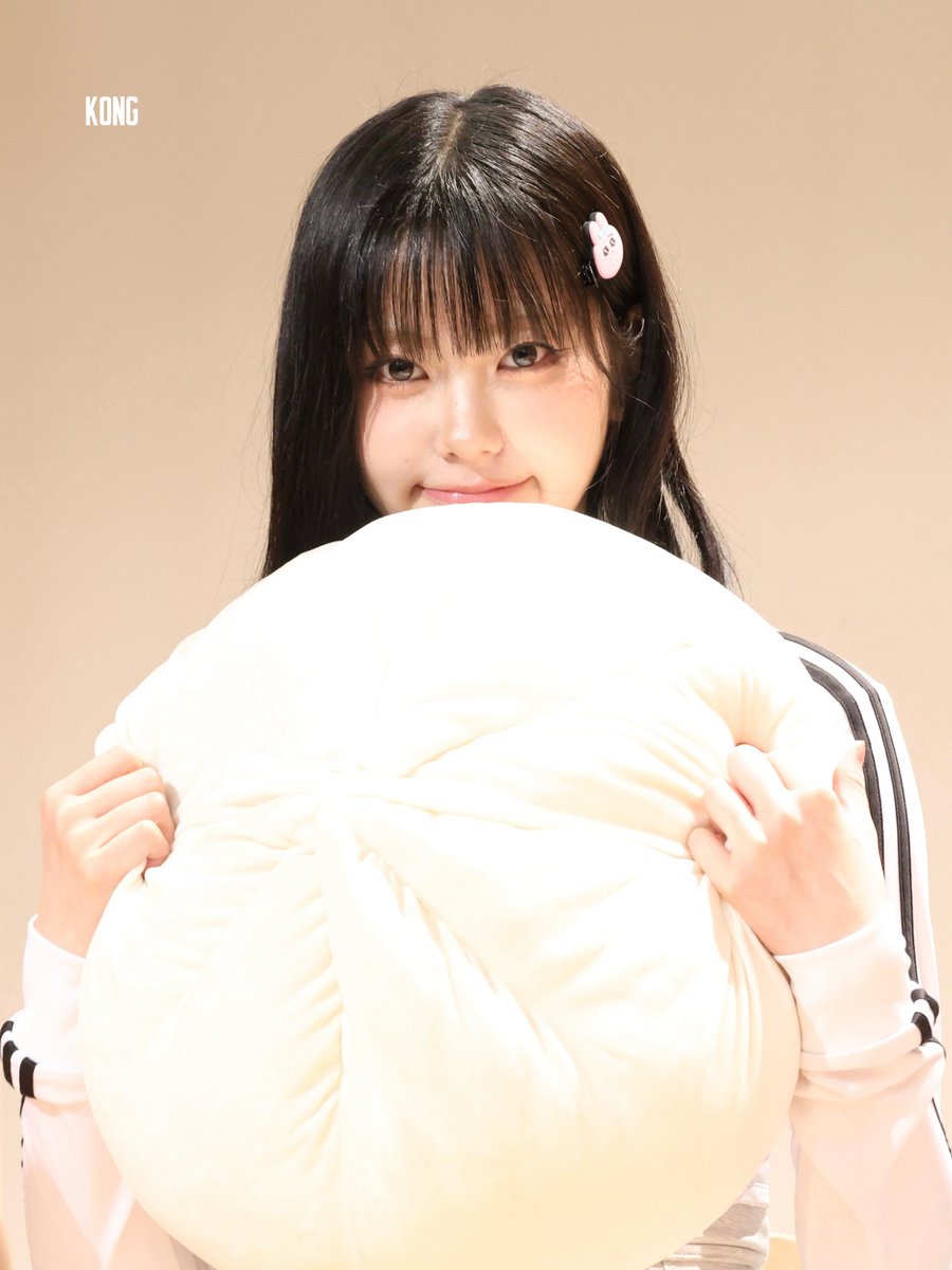 konyang22's tweet photo. 260625 뮤직아트 #코코 #KOKO

내가아는만듀중에최고 https://t.co/OFglpTJpIX