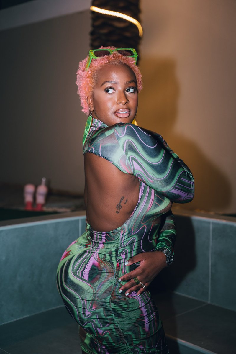 NostainBillion7's tweet photo. @cuppymusic Hi Cuppy, how are you doing today?

I just wanted to tell you that I miss the old you. the version of you I had a crush on. I've kept these photos of you all this time because they always remind me of those days.🥹😑 https://t.co/piI2VfKhT2