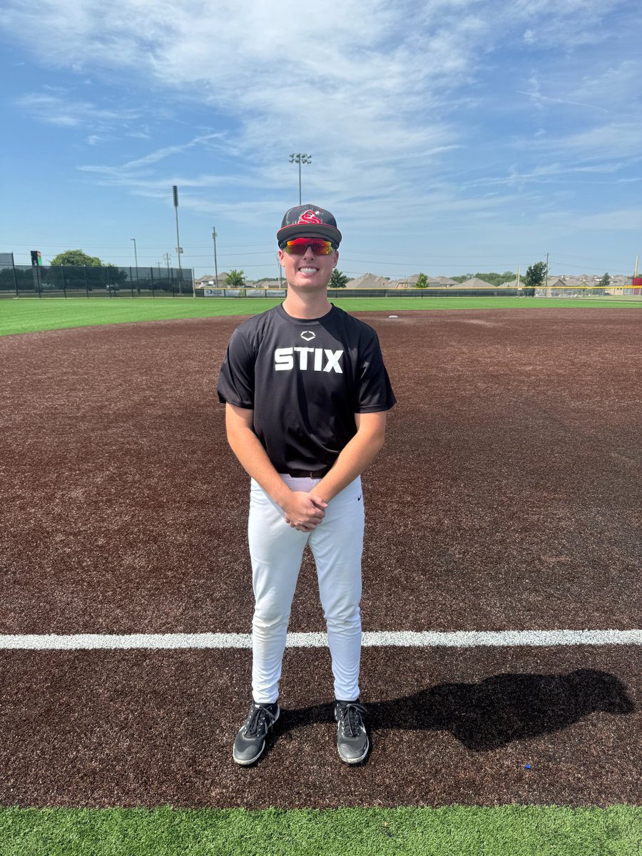 FiveToolTexas's tweet photo. F: @StixBaseballTX 2029 Prospects 4, Texas Travelers Broyles 2
PoG: @WillMoss2029 6 IP, 3H, ER, 3 BB, 4K
Hitter: @ReeseMoss2029 2-3, 2 RBI, BB https://t.co/XaGxw84Bgo