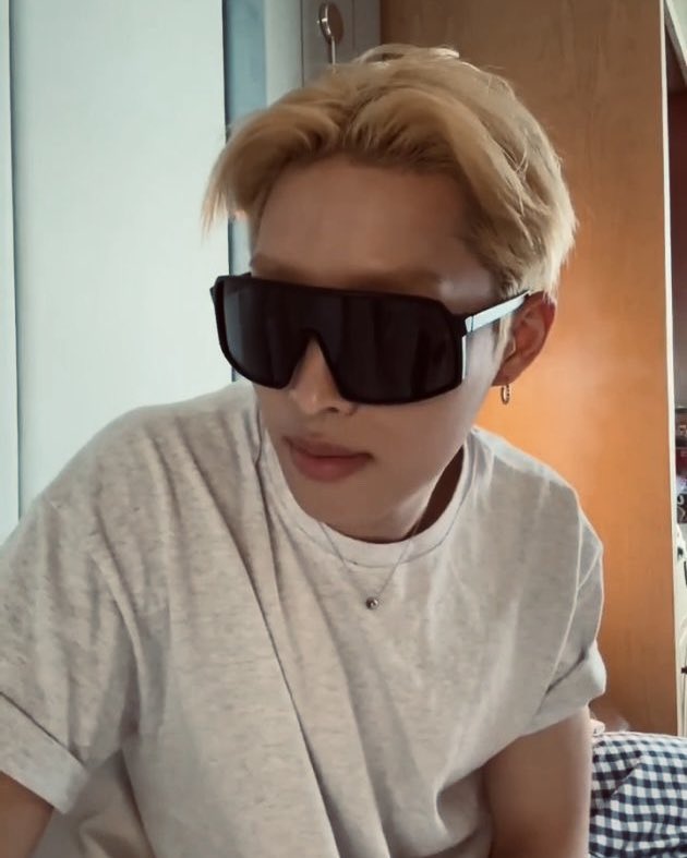 kyo9yu's tweet photo. big ahh glasses 🤓

#p1sd #p1eceselcaday #기호 #KEEHO #피원하모니 #p1harmony https://t.co/ywtjJPN5le