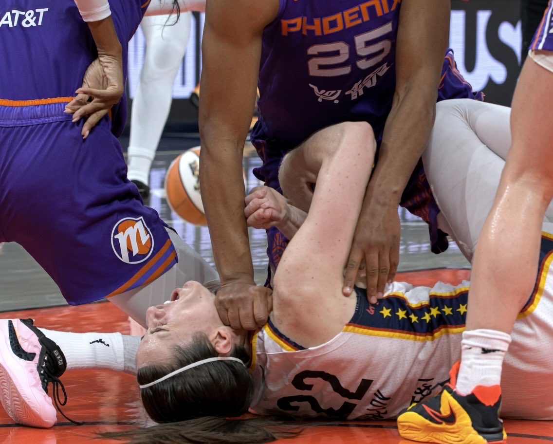 RevSlardEBard's tweet photo. @WNBA 

What part of any of this is not flagrant? And racist? And misogynist…from other women? Please, you want to succeed, but this is far from that path. You see what the general public thinks by the AI-street mugging meme. https://t.co/fLxXhCMalh