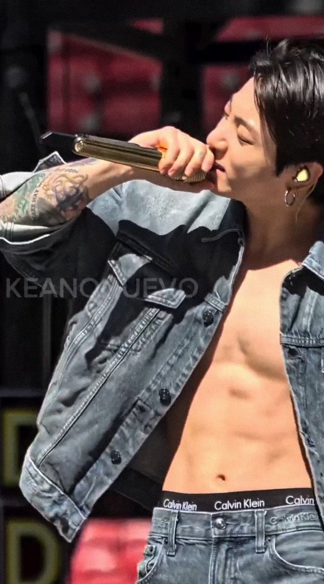 BTS グク THIS JUNGKOOK IN THIS QUALITY 😵‍💫🔥 No one is doing it like