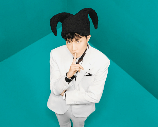 AboutMusicYT's tweet photo. 4 years ago today, J-Hope released Jack In The Box. Rate it from 1 to 10. https://t.co/89IcUBgSVV