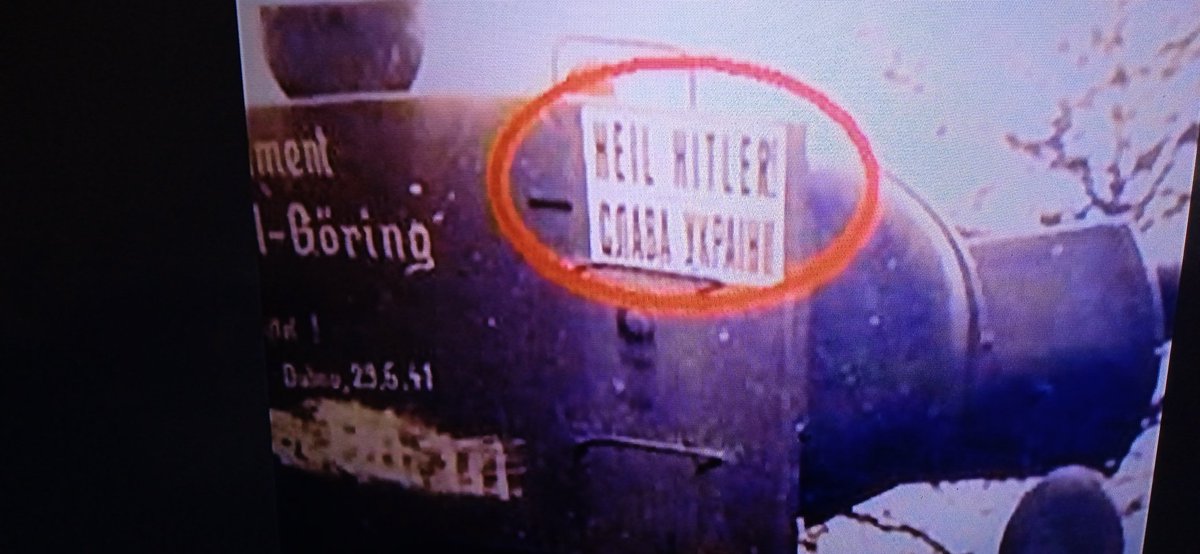 Zenon2017489's tweet photo. @Germania_Freyja @tugatripeira Slava Ukraini= Heil Hitler https://t.co/ue47AaQMJv
