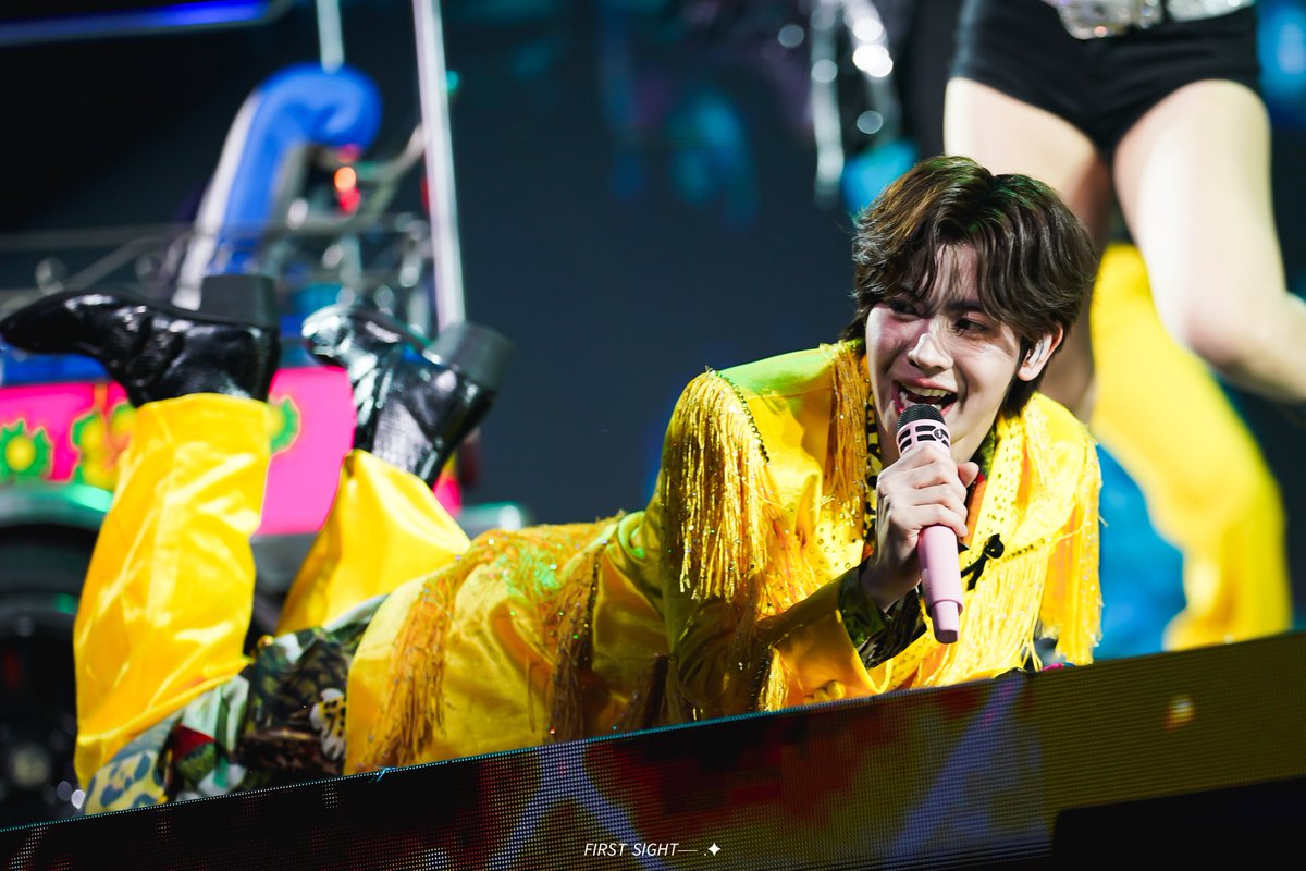 𝘍𝘐𝘙𝘚𝘛 𝘚𝘐𝘎𝘏𝘛── .✦ tweet media
