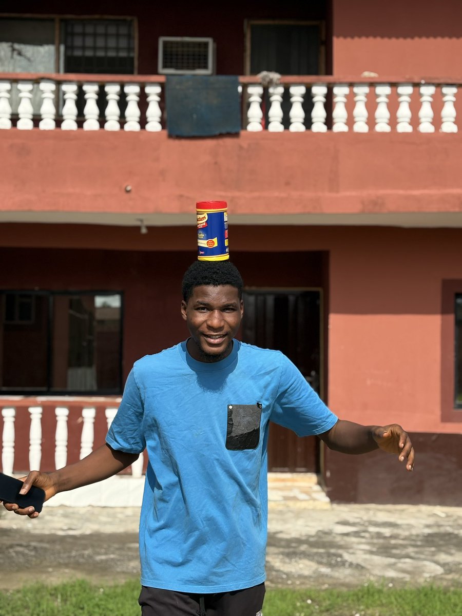 Emmanuel 💫 tweet media