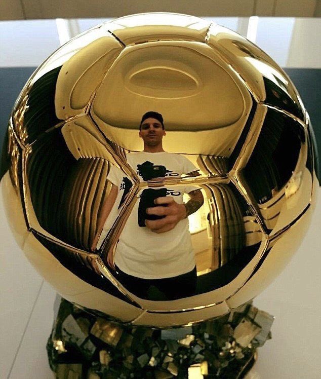 stopthatmessiii tweet picture