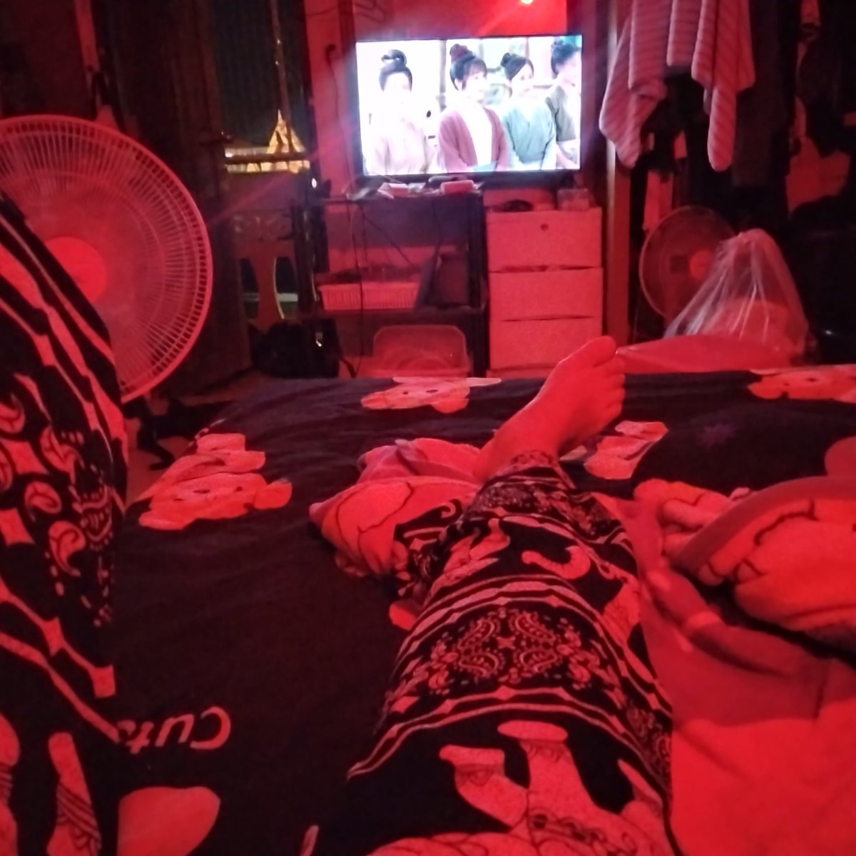 199k_Bew's tweet photo. มานอนห้องเชือดกันไหม5555 https://t.co/kHKrvePWZv
