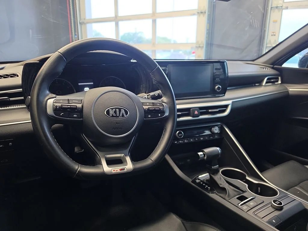 MikeShawKIA's tweet photo. Turn your daily commute into something extraordinary with this Pre-Owned 2021 Kia K5. 🚘💎

Ready to drive it? Schedule your test drive or click the link for more info → https://t.co/HZQRaT4Npm https://t.co/DworfdnuUZ