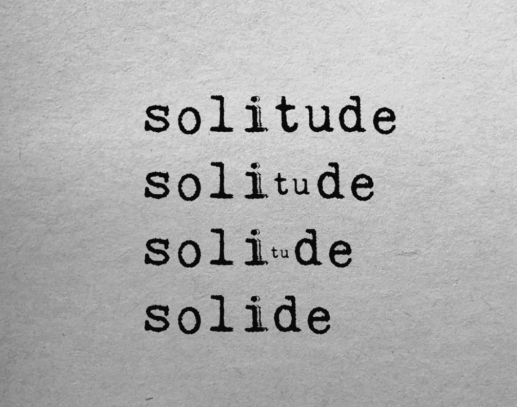 NoxenOff's tweet photo. La solitude n'est pas une fin : lorsqu'elle t'apprend à te connaître, elle te rend solide. 
Et ne crains jamais les instants de solitude ; ce sont eux qui forgent les épaules capables de porter les plus grandes victoires. https://t.co/9zRt7aAVma