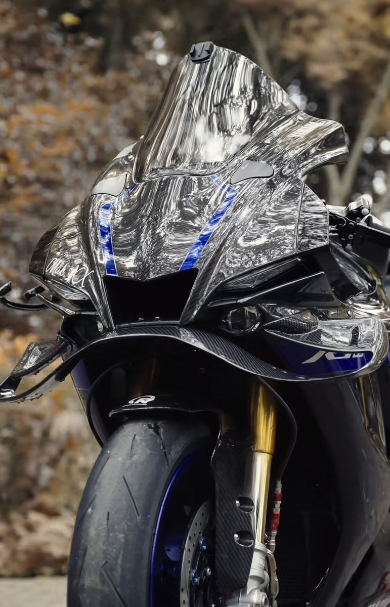 mosn_com's tweet photo. R1オーナー必見‼️

お問い合わせを多くいただいているGPスタイルウイング🏁

「実際に装着するとどんな感じ？」

という声が多かったので、装着イメージをいくつかご紹介します📸

愛車のカスタムの参考にぜひご覧ください。

▼商品詳細はこちら
https://t.co/WzewbjpOPp  

#yzfr1 #yamahar1 #r1m https://t.co/vnKiAAtZaM