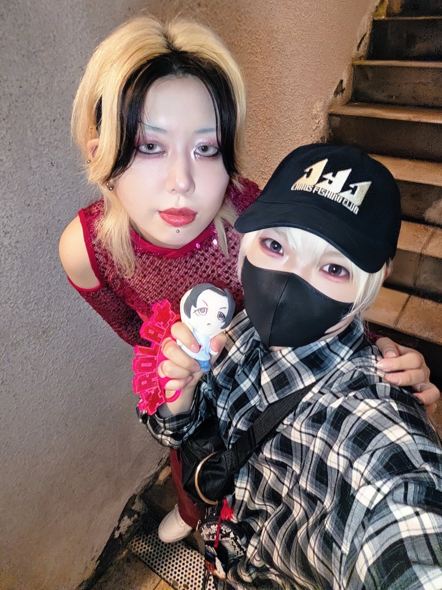 rrrrrrrota290's tweet photo. 久しぶりの #ろら活 ❤️‍🔥
🆕アイテム、ろらケンサックで応援してきたよ💥
かっこよくて可愛くて強くてセクシーでしなやかでオラオラでドキドキでした!! 気はギリギリ失わなかった!! サイコー!!!! https://t.co/AN4rTAN8iy
